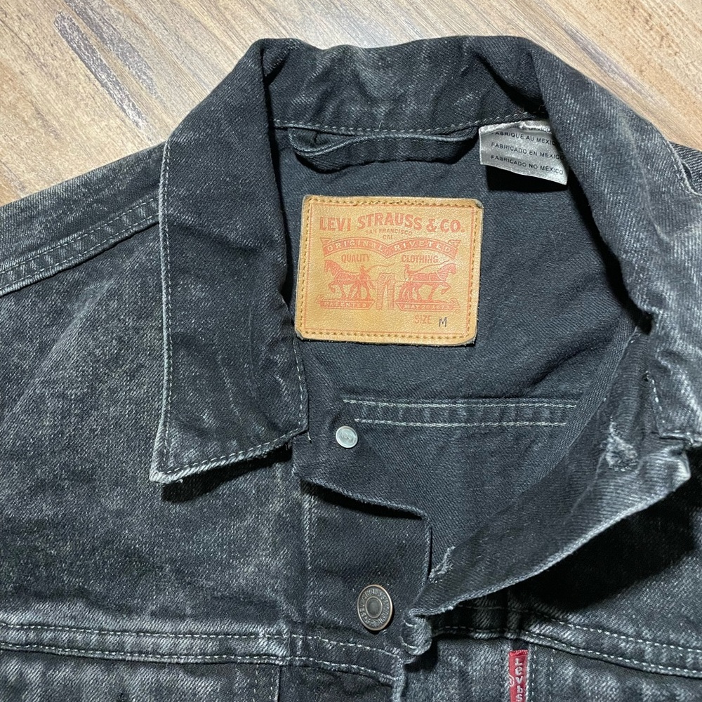 Denim jacket - Picture 4 of 4